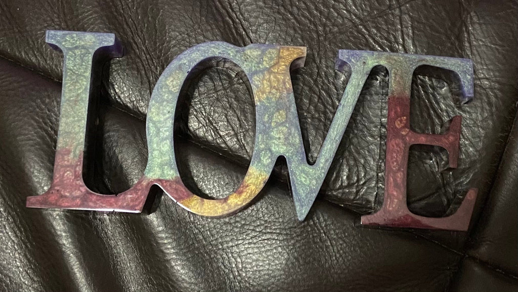 Marbled Love Sign