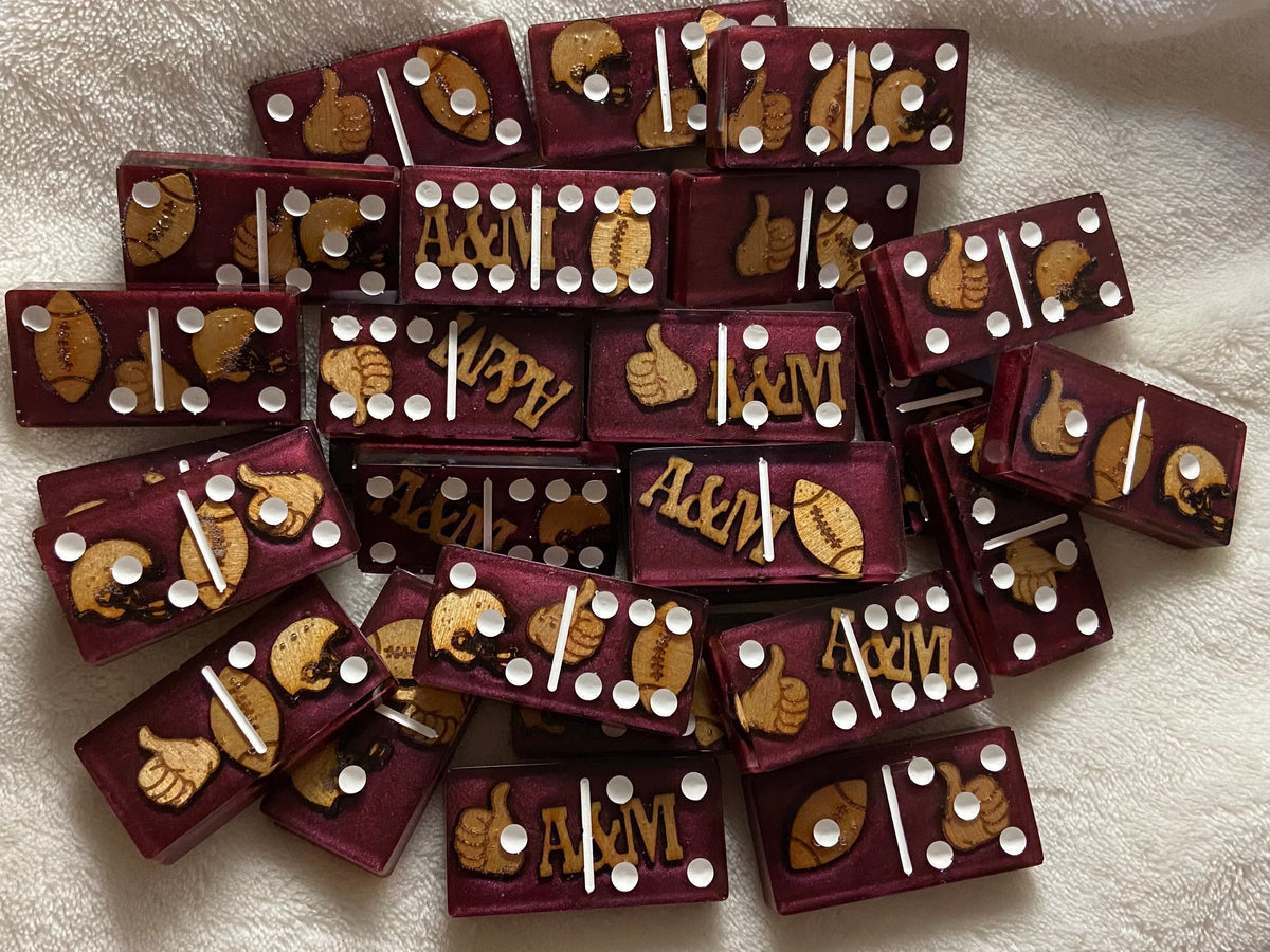 Dominoes