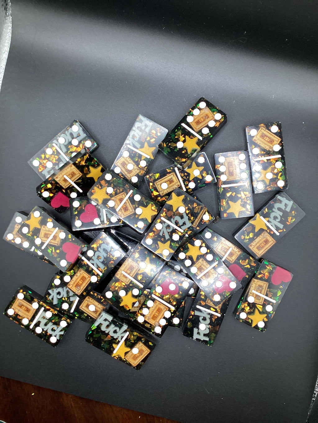 Party dominoes