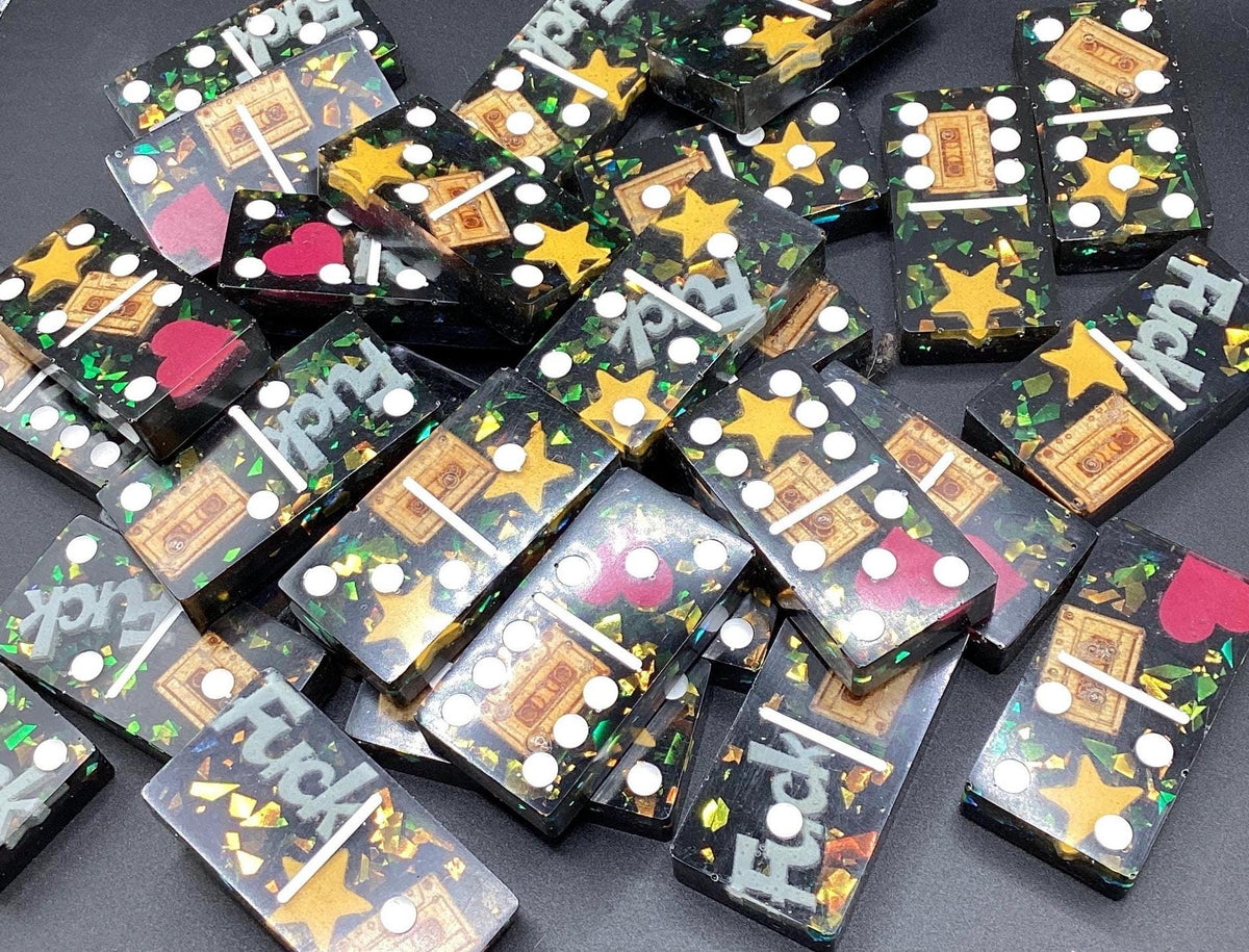 Party dominoes